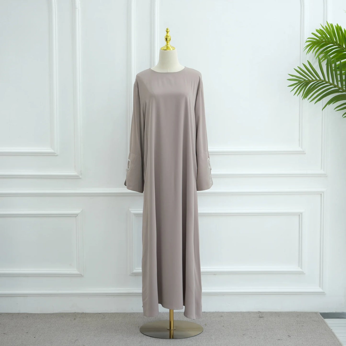 Robe Abaya de luxe cloutée pour femmes, modeste ornée de cristaux