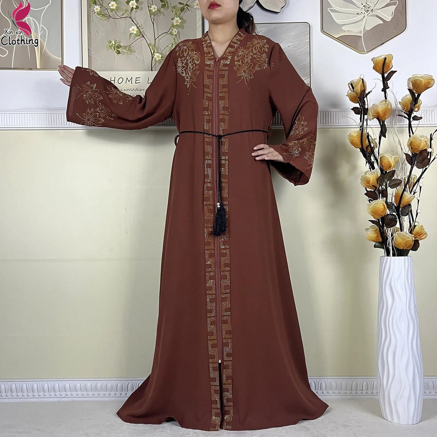 Nouveau Abayas pour femmes Robe à manches longues dubaï