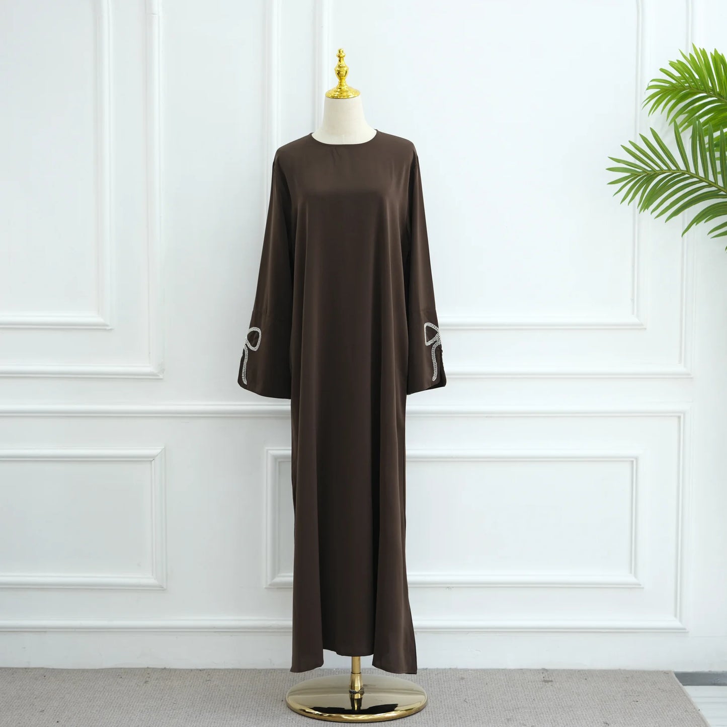 Robe Abaya de luxe cloutée pour femmes, modeste ornée de cristaux