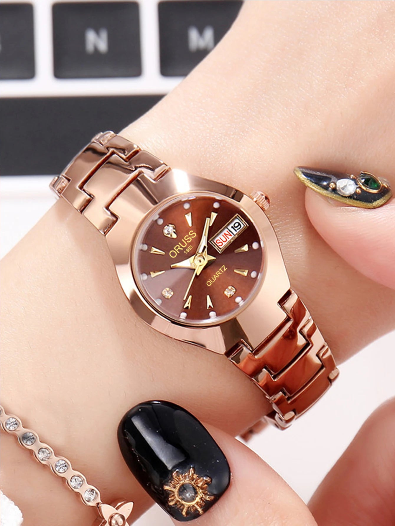 ORUSS-Montre de couple étanche pour hommes et femmes, quartz