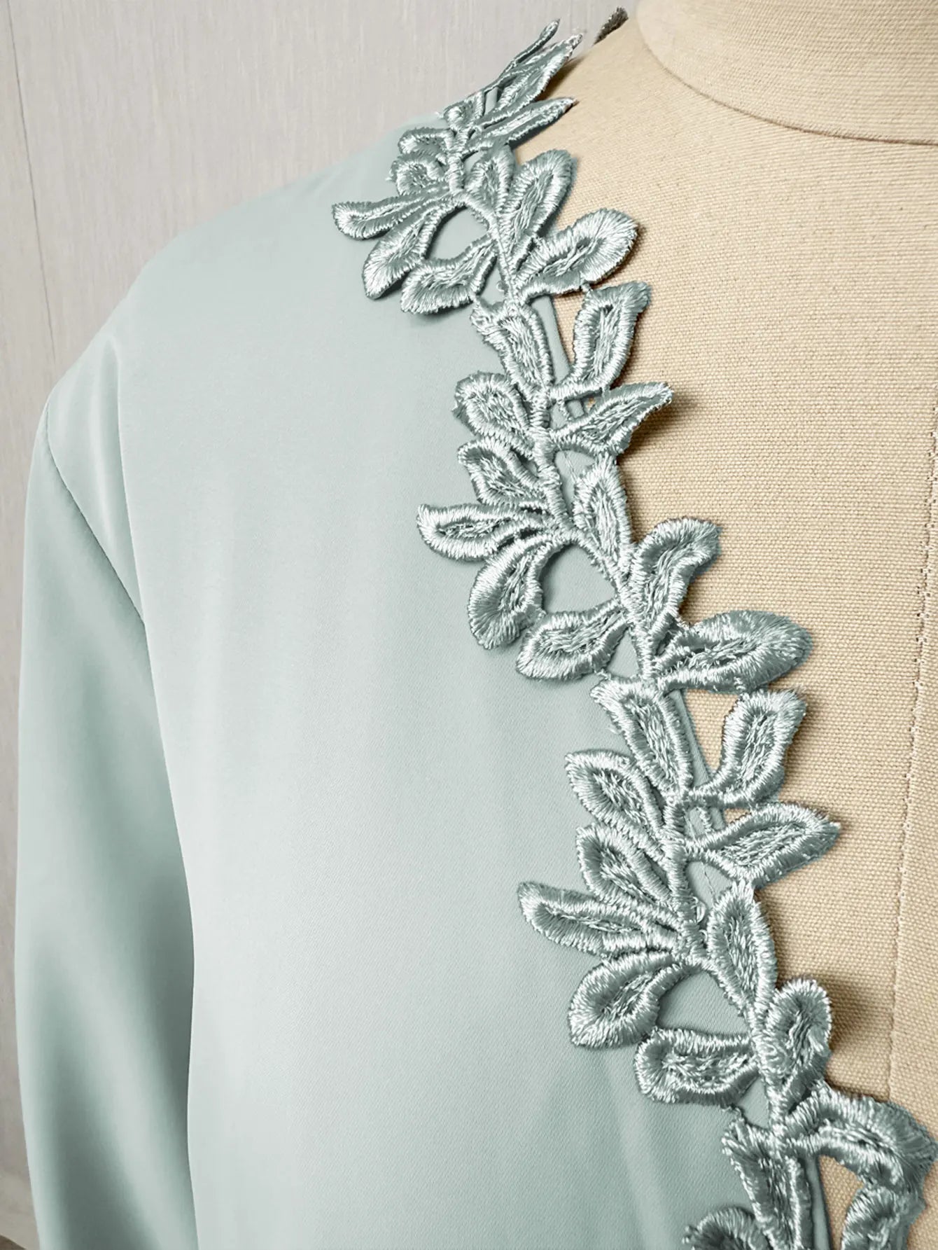 Abaya beige élégant de Dubaï pour femmes