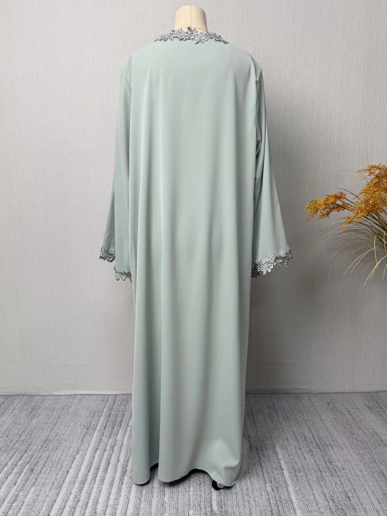 Abaya beige élégant de Dubaï pour femmes