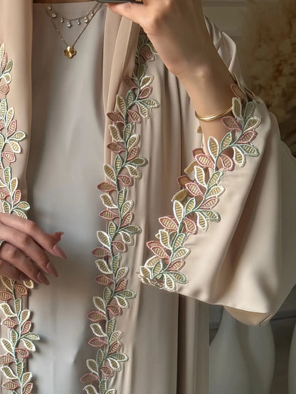 Abaya beige élégant de Dubaï pour femmes