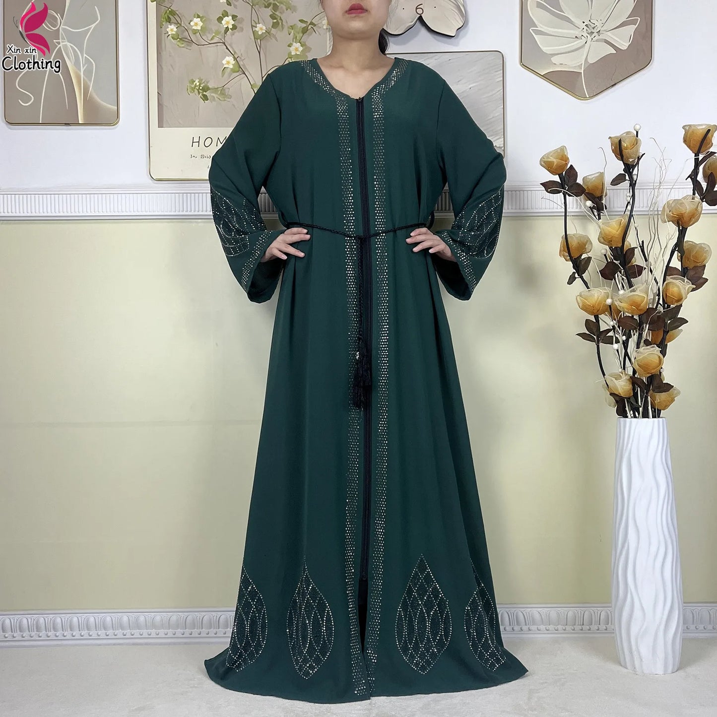 Nouveau Abayas pour femmes Robe à manches longues dubaï
