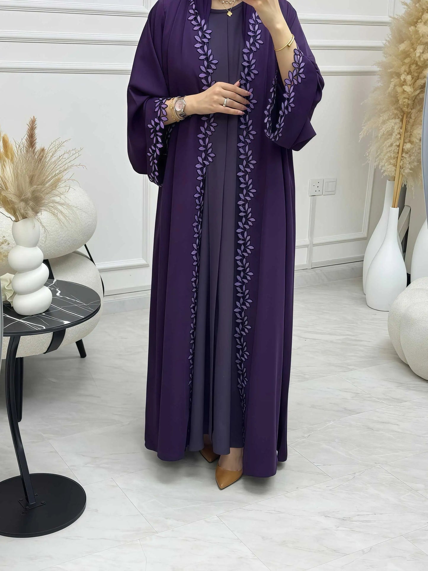 Abaya beige élégant de Dubaï pour femmes