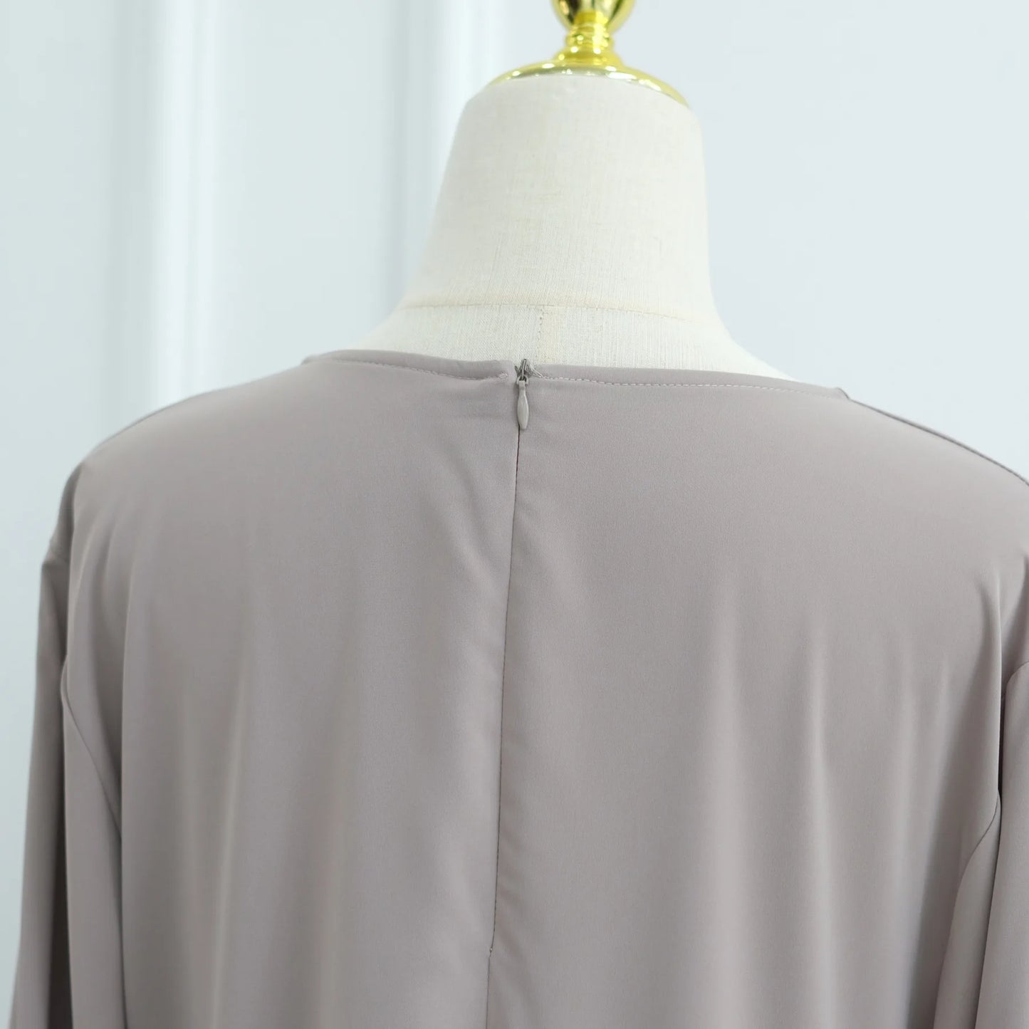 Robe Abaya de luxe cloutée pour femmes, modeste ornée de cristaux